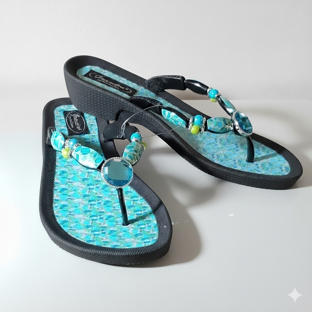 Grandco Size 7 NWT Sandal Lightweight Foam Flip Flops Turquoise Teal Black